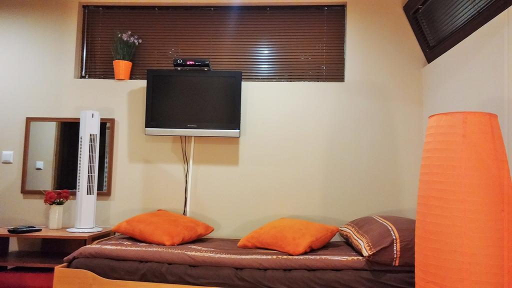 B&B Bazeni SJJ Habitación foto