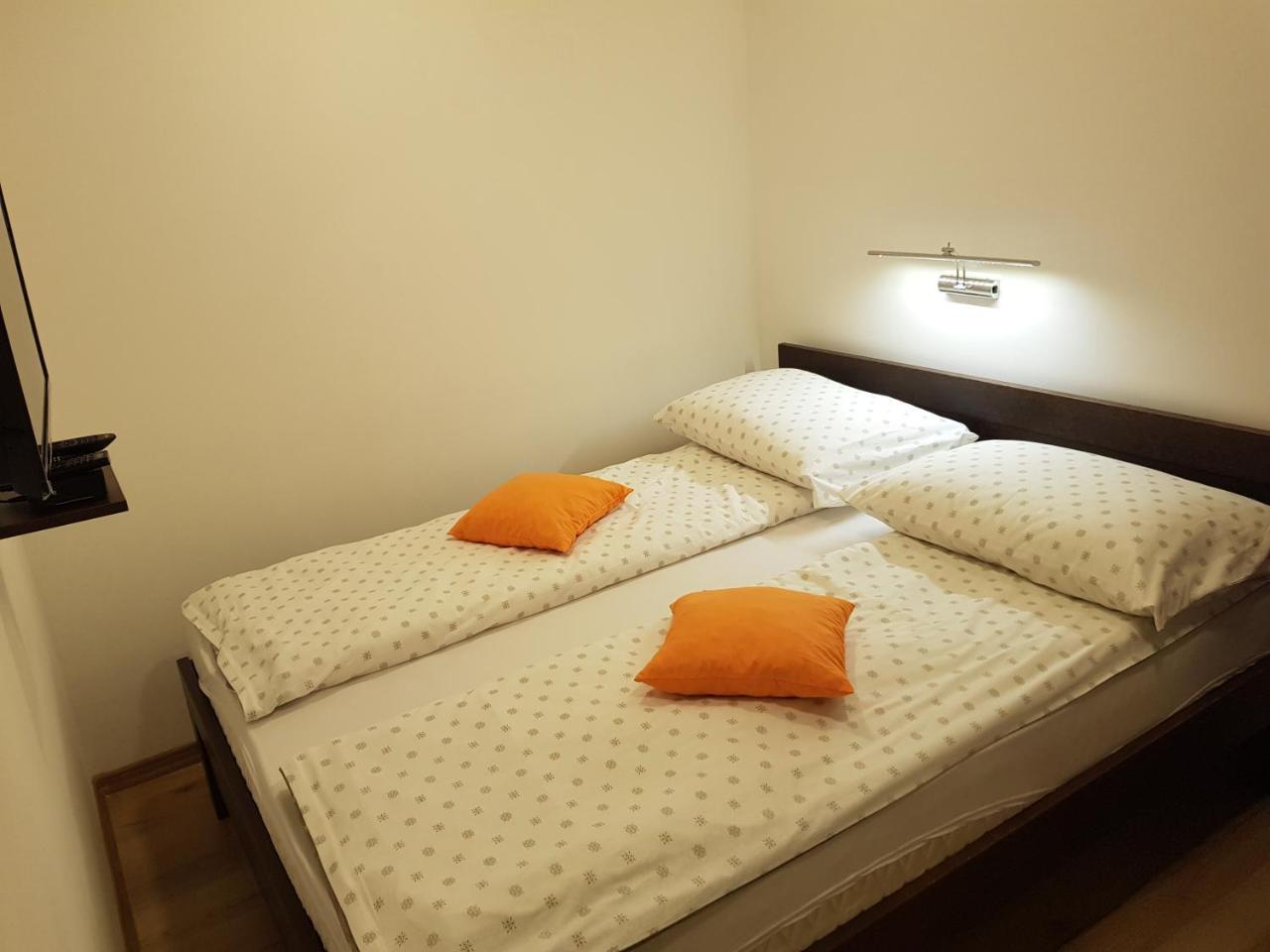 B&B Bazeni SJJ Habitación foto